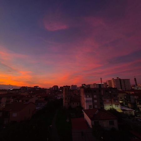New Central Apartment Shkodër エクステリア 写真