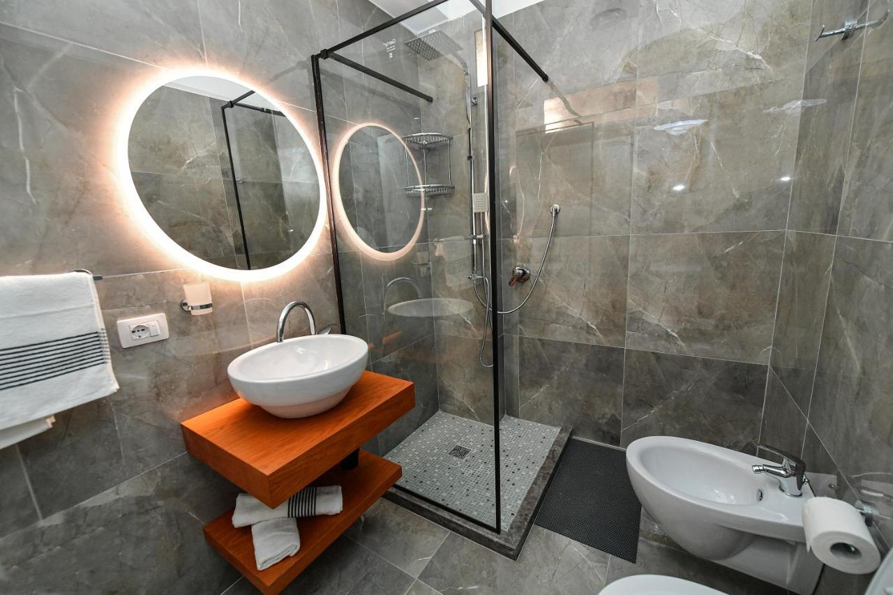 New Central Apartment Shkodër エクステリア 写真