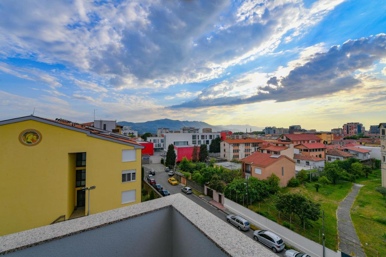 New Central Apartment Shkodër エクステリア 写真